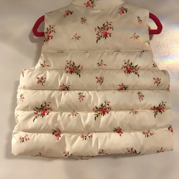 Vest - Picture 3 of 4